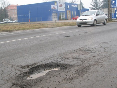 A Marasztaló (Nagykátai út, kifelé vezető sáv)